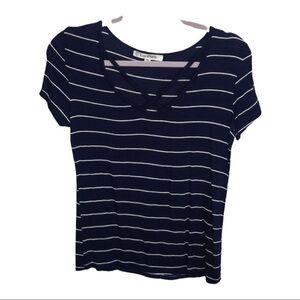 Love Charm criss cross front Top size medium